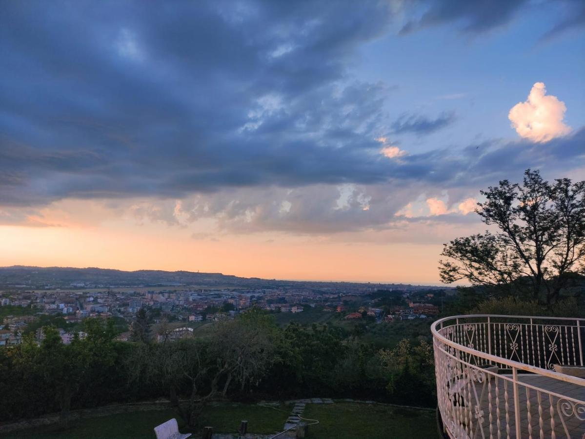 Villa Margherita San Giovanni Teatino Buitenkant foto